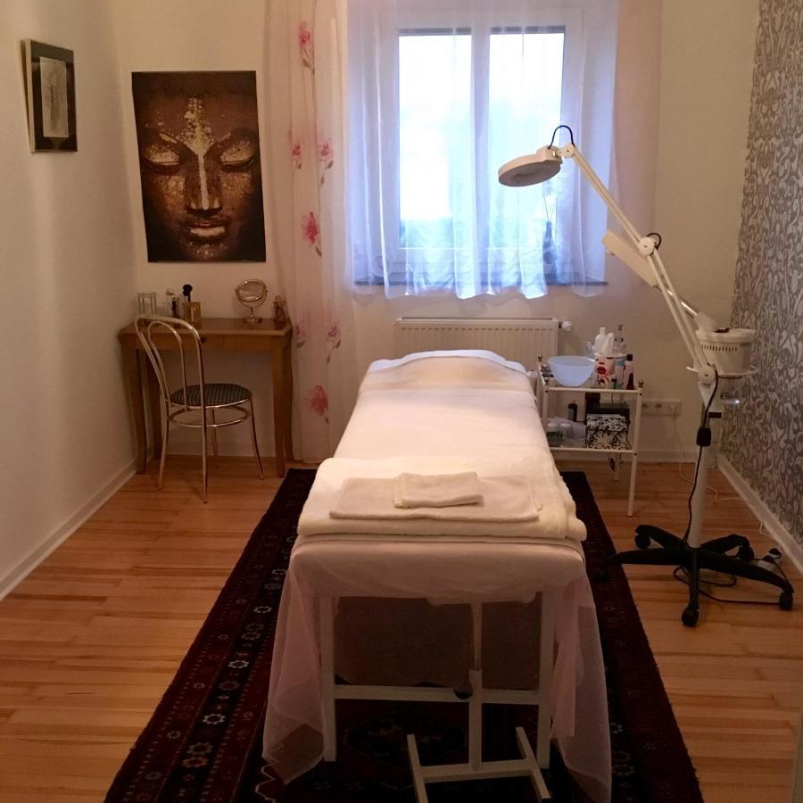 באד קיסינגן Ferienwohnung & Wellness מראה חיצוני תמונה